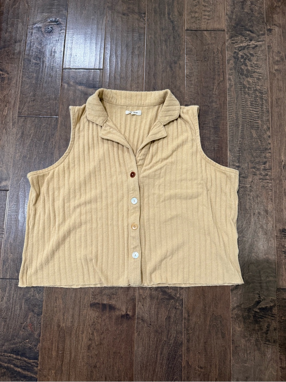 Madewell Sleeveless Ribbed Button-Front Crop Top - Tan